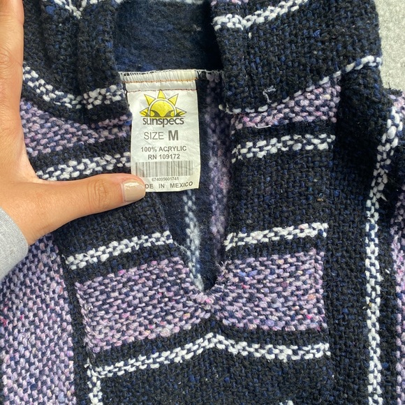 Striped pullover - Picture 4 of 4